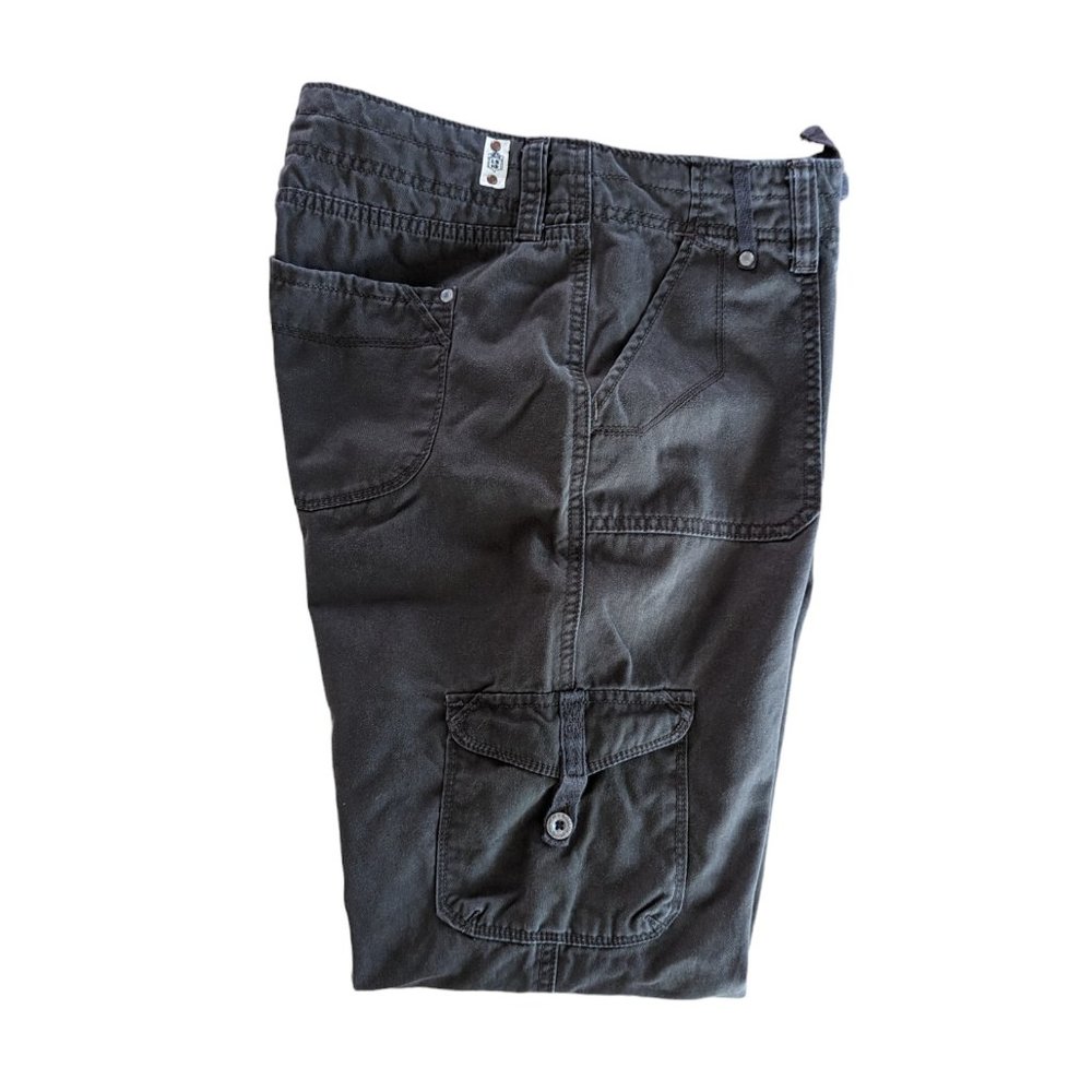 Women's Levi's cargo pants, brown, size 14 M